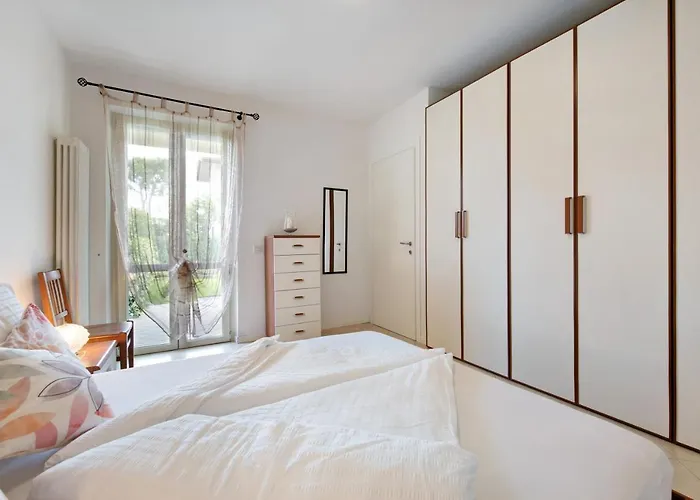 Katy Salvia Lägenhet Desenzano del Garda